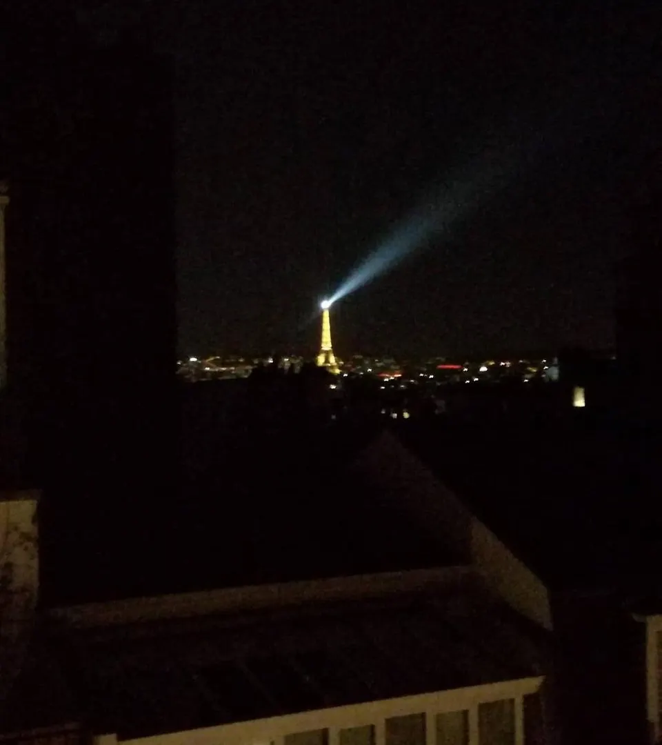 Montmartre Chappe 公寓 *